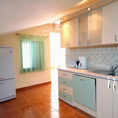 Mulo 5848a Apartman Vrsi