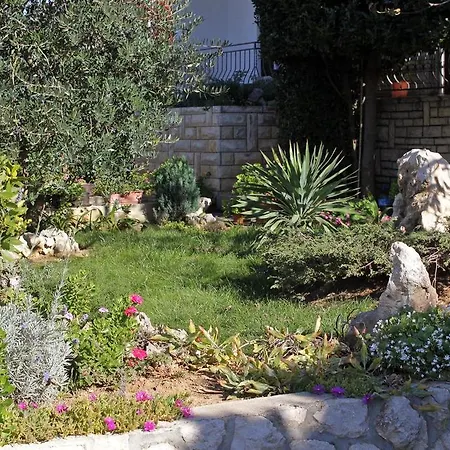 Mulo 5848a Apartman Vrsi